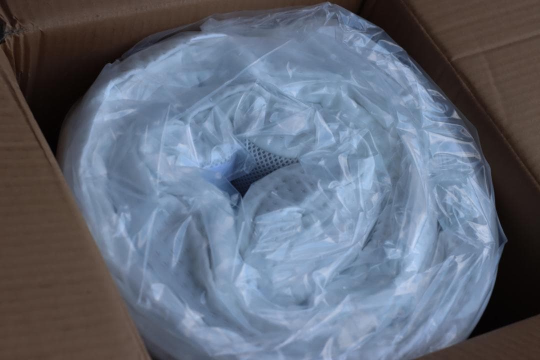 日本製　折り畳み三つ折りマットレス　6cm厚ワイドキング200cm幅アイボリー