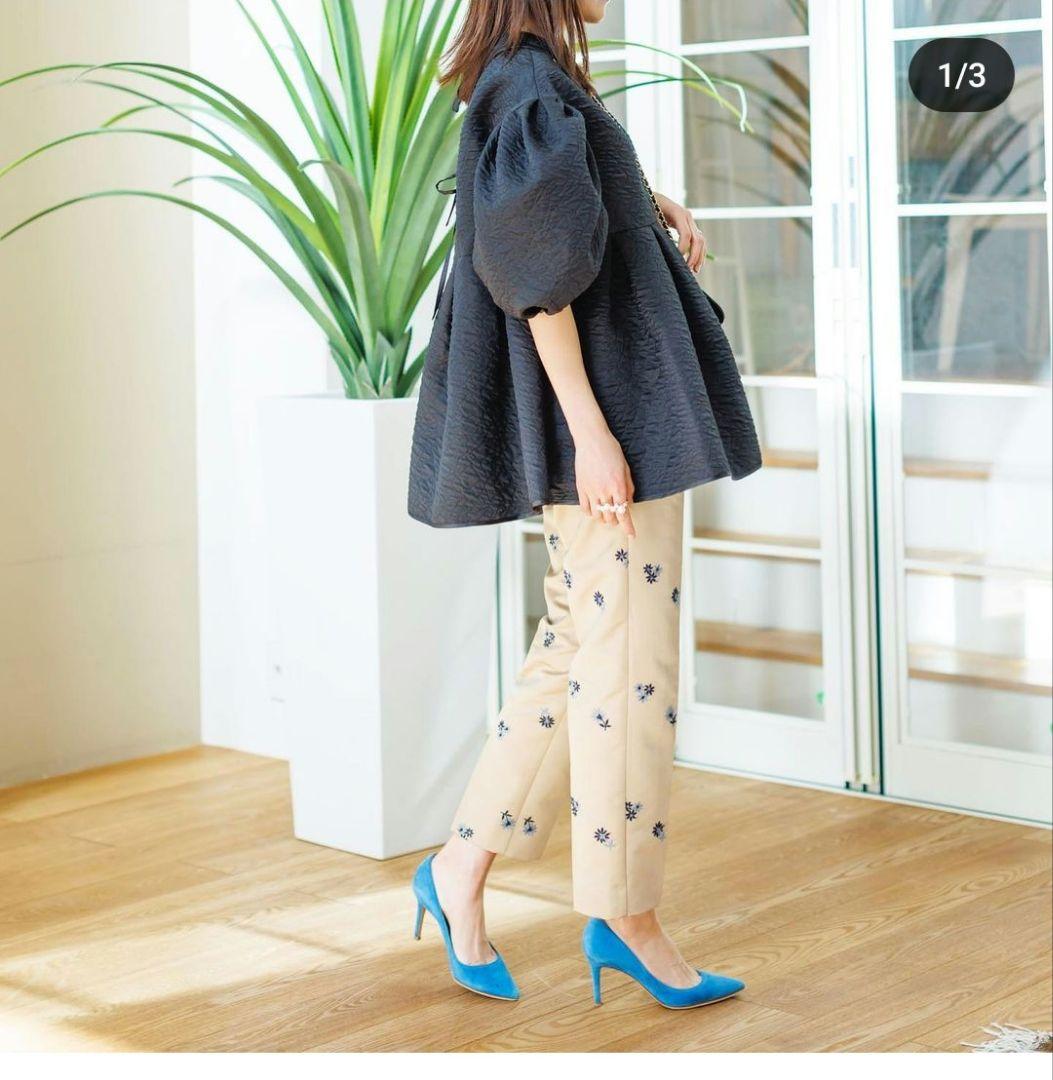 Blueleaブルレア　シルキージャガードブラウス　ブラック