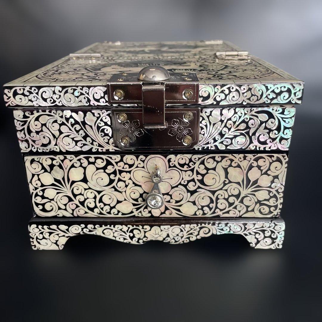 美品未使用近い　螺鈿細工　　ジュエリーボックス 宝石箱　アクセサリー箱