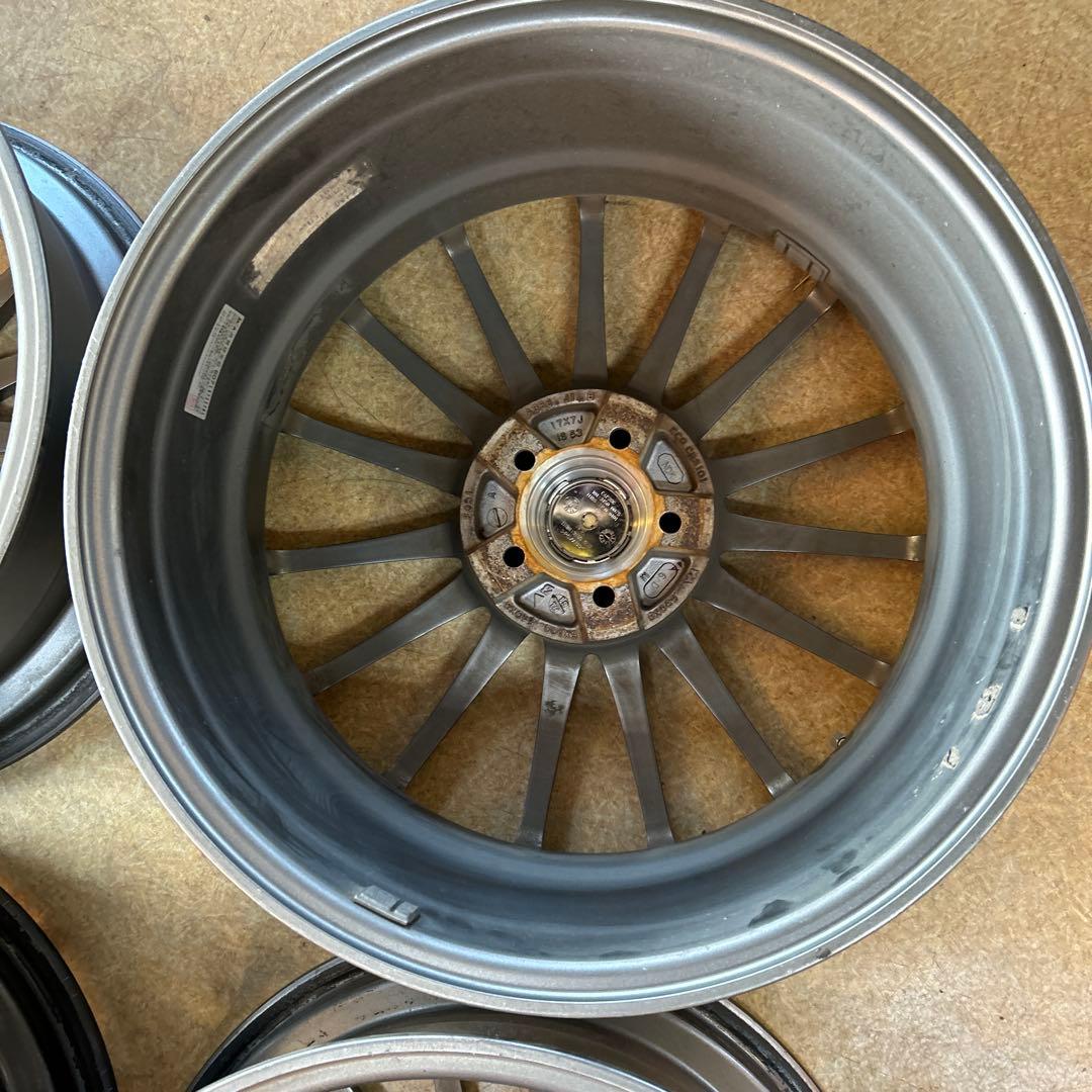 17インチ　アルミホイール