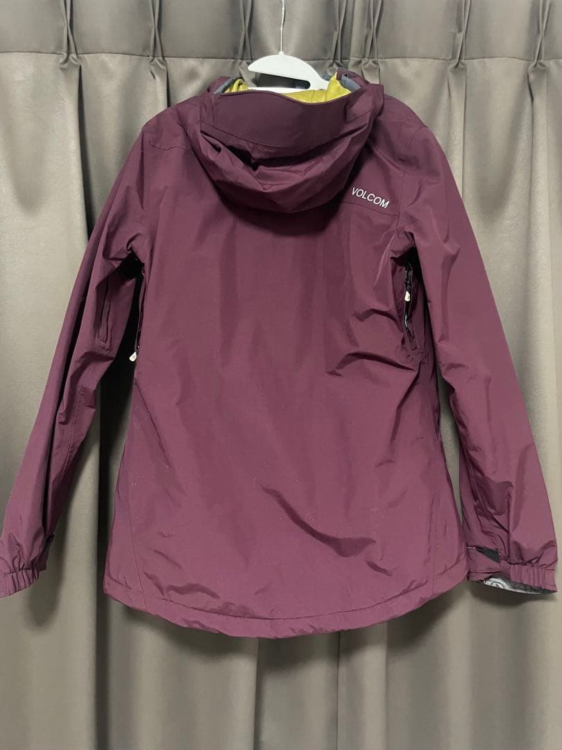 Volcom GORE-TEX 紫色 フード付き　スノボウェア 女性用　パープル