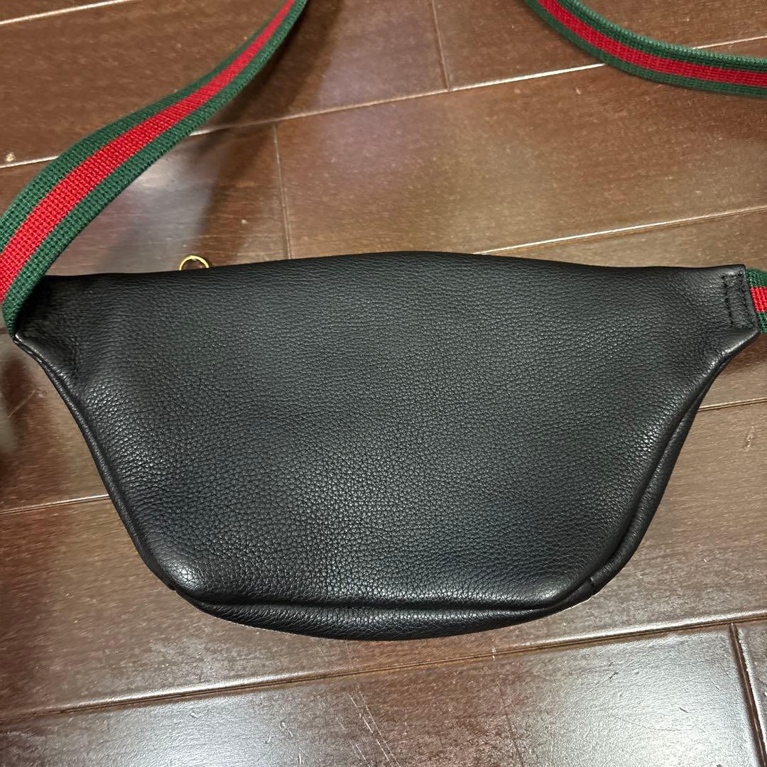 GUCCIショルダーバック