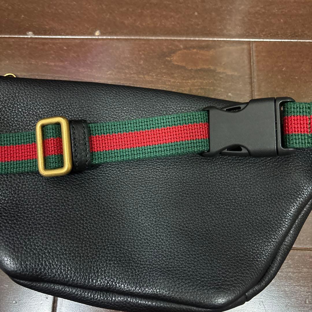 GUCCIショルダーバック