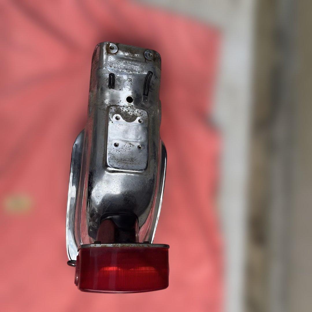 KZ900 Z1 Z2 純正　リアフェンダー　テールランプ付き　ヤレ　20