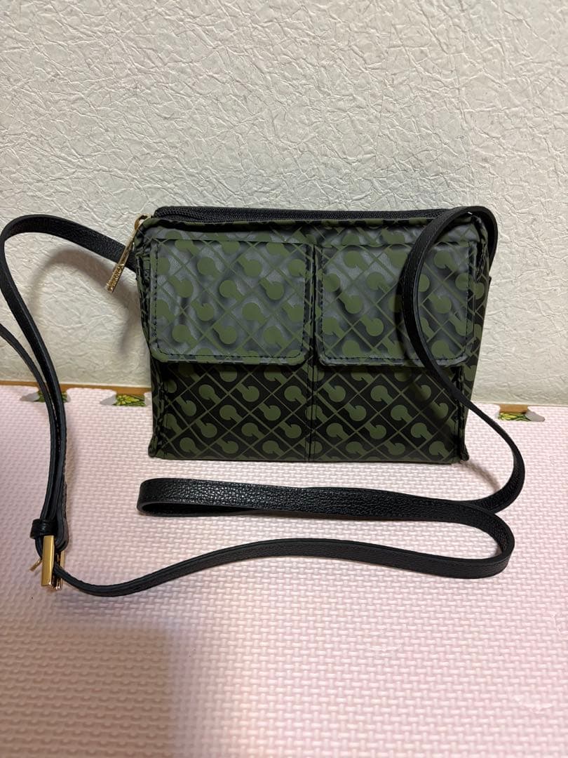 kueさま ゲラルディーニ☆ソフティ☆ポシェット☆斜めがけ