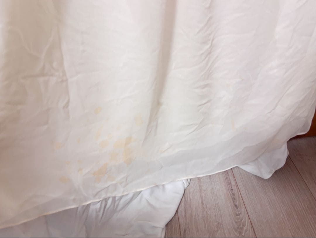 ウェディングドレス 背中開き レース　ホワイト　ロールドサガザン　palma