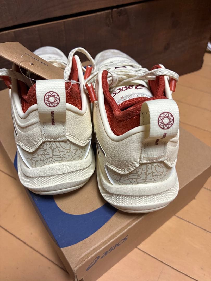 ASICS バスケットボールシューズ NOVA SURGE LOW 2