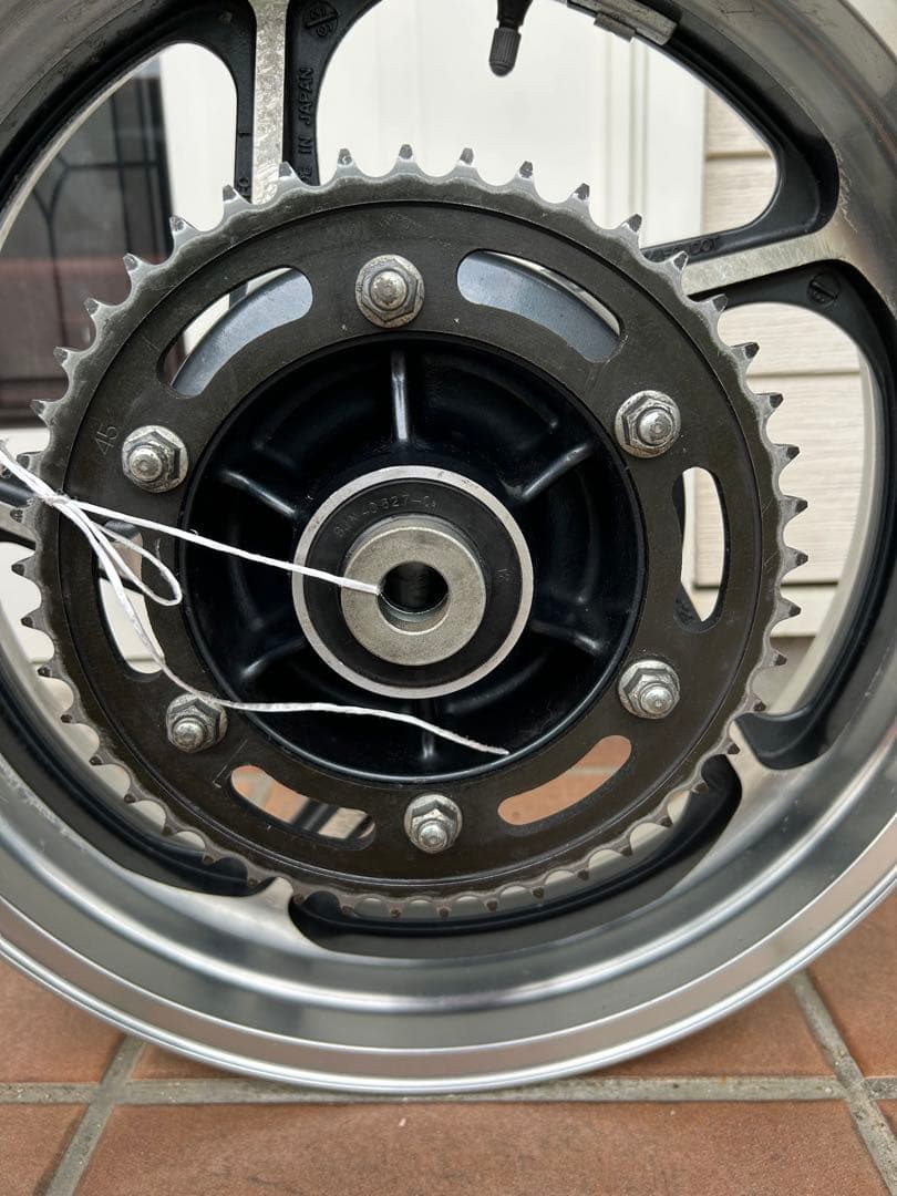 7*w様 カワサキ　ゼファー1100　純正ホイール　前後　中古