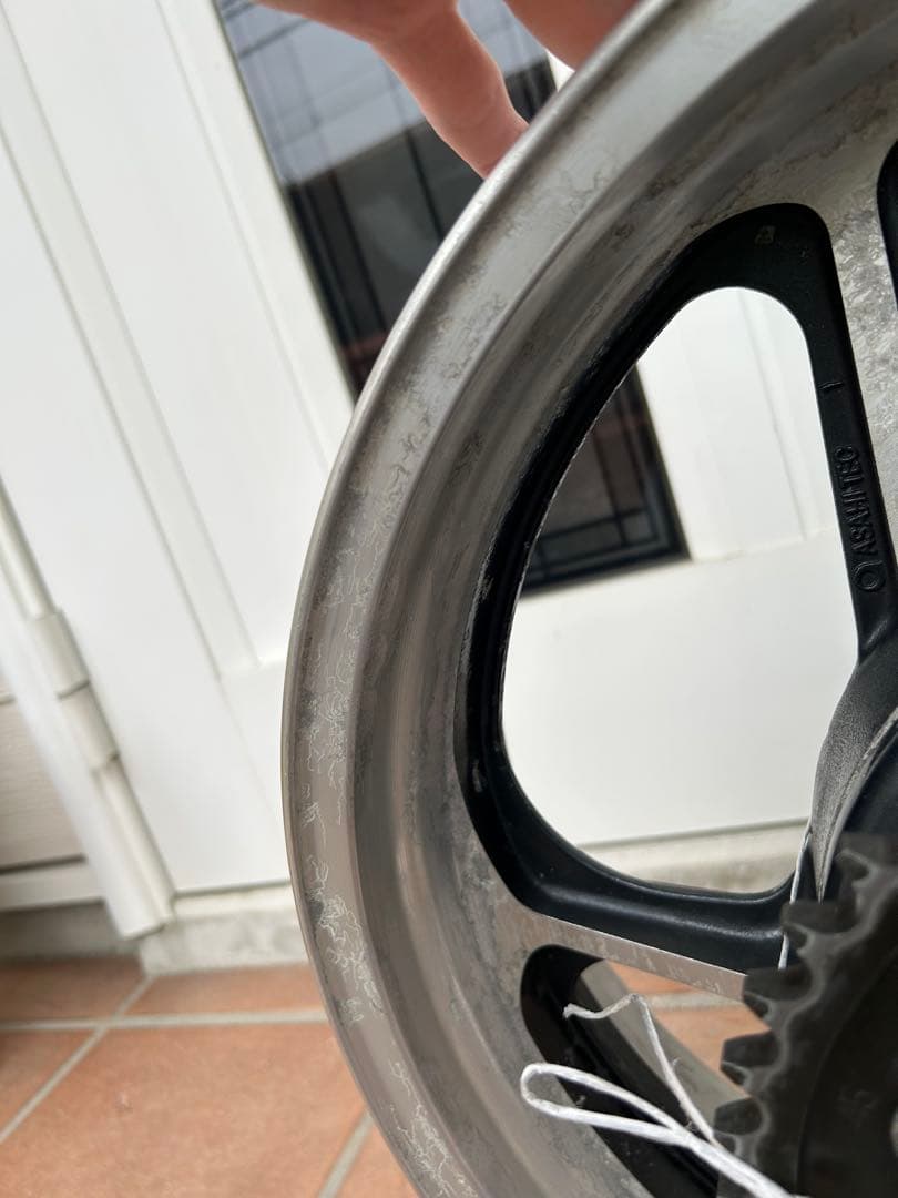 7*w様 カワサキ　ゼファー1100　純正ホイール　前後　中古