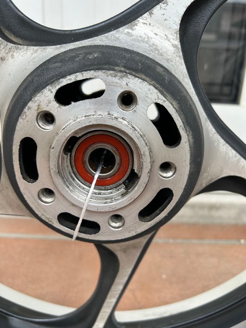 7*w様 カワサキ　ゼファー1100　純正ホイール　前後　中古