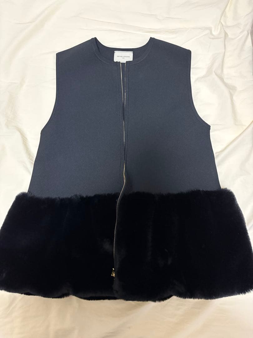 ユナイテッドアローズ　フェイク ファー コンビ ベスト　即完売品