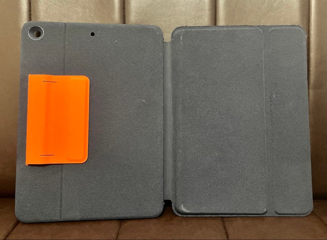 iPad 第８世代 本体 32GB スペースグレー キーボードセット