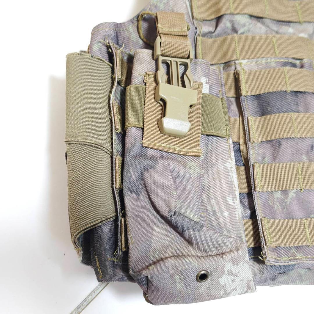 サバイバルゲーム 個人装備 ベスト エルボー&ニーパッド ヘルメット 迷彩服など