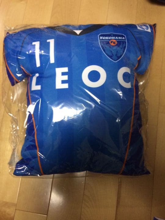 横浜FC 三浦知良 KAZUさん 50YEARS 記念クッション