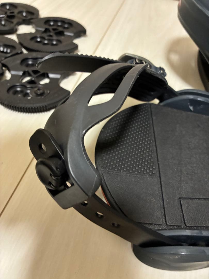 BURTON CUSTOM Re:Flex スノーボードバインディング Mサイズ