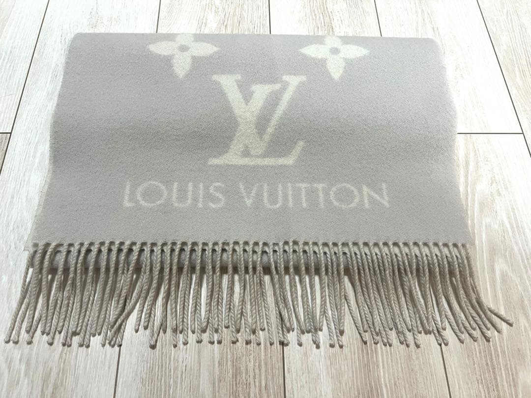 破格!!3時間限定セール☆LOUIS VUITTON グレー マフラー