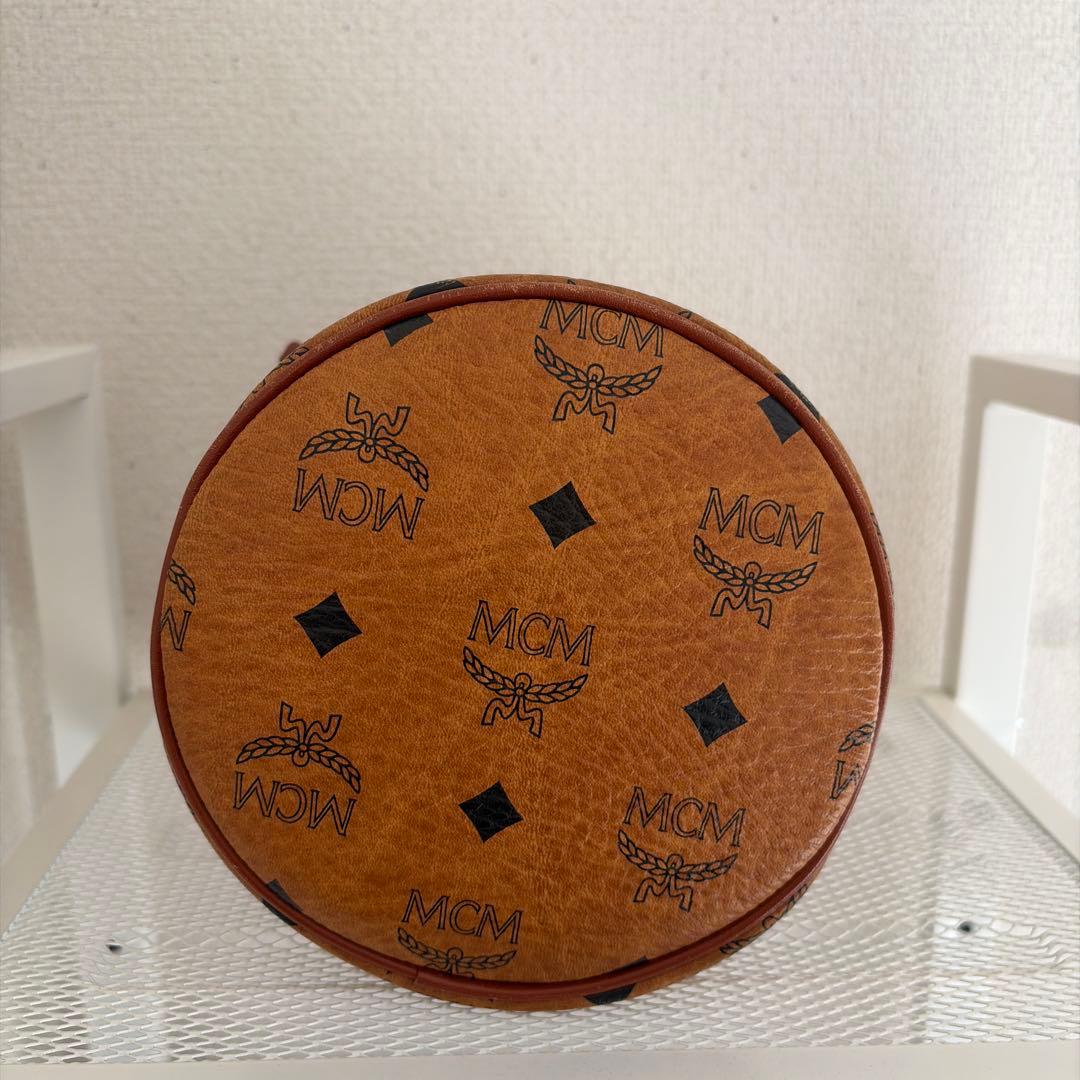 MCM レザーバケットバッグ