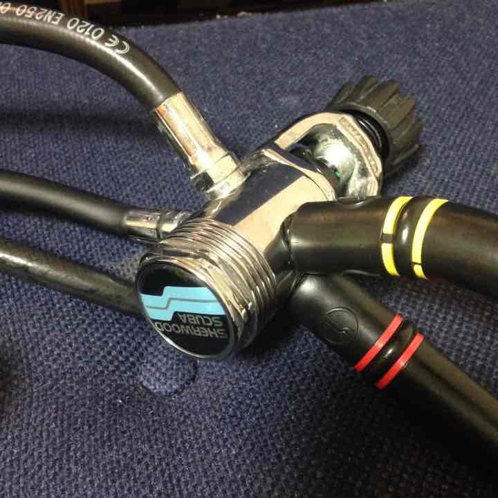 スキューバ レギュレーター SHERWOOD ジャンク品