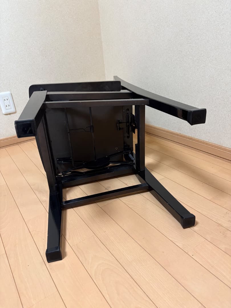 KAWAI トムソン椅子　背もたれ付き　高さ調整可能