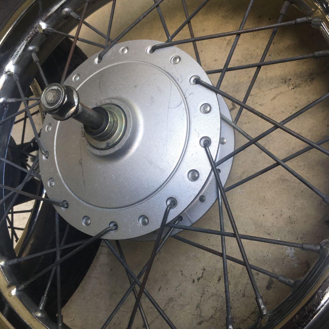 スーパーカブ　ホイール