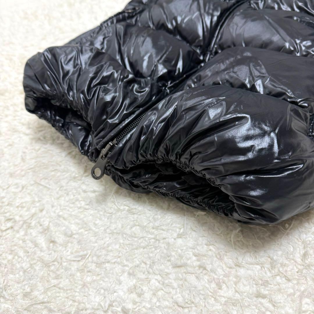 DUVETICA デュベティカ ダウンベスト ブラック 38サイズ