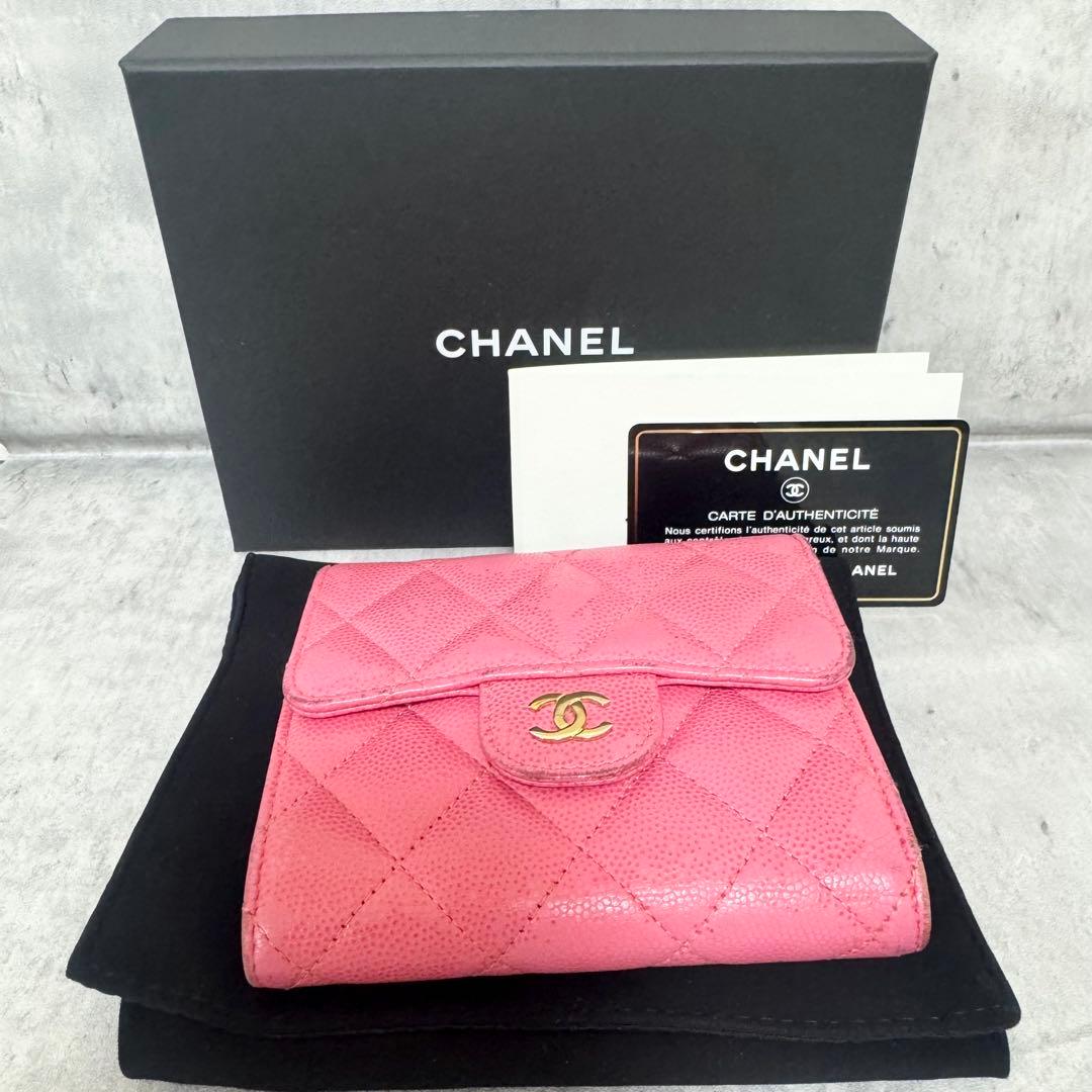 シャネル コンパクト財布 三つ折り財布 ココマーク マトラッセ キャビアスキン