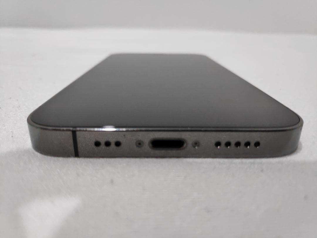 Apple iPhone 12 Pro グラファイト 256GB SIMフリー