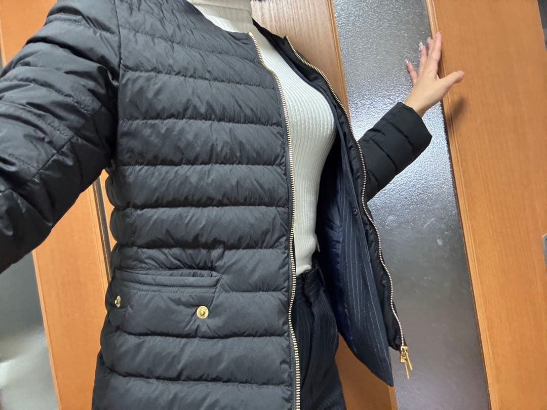 TATRAS ブラック ノーカラーダウンジャケット