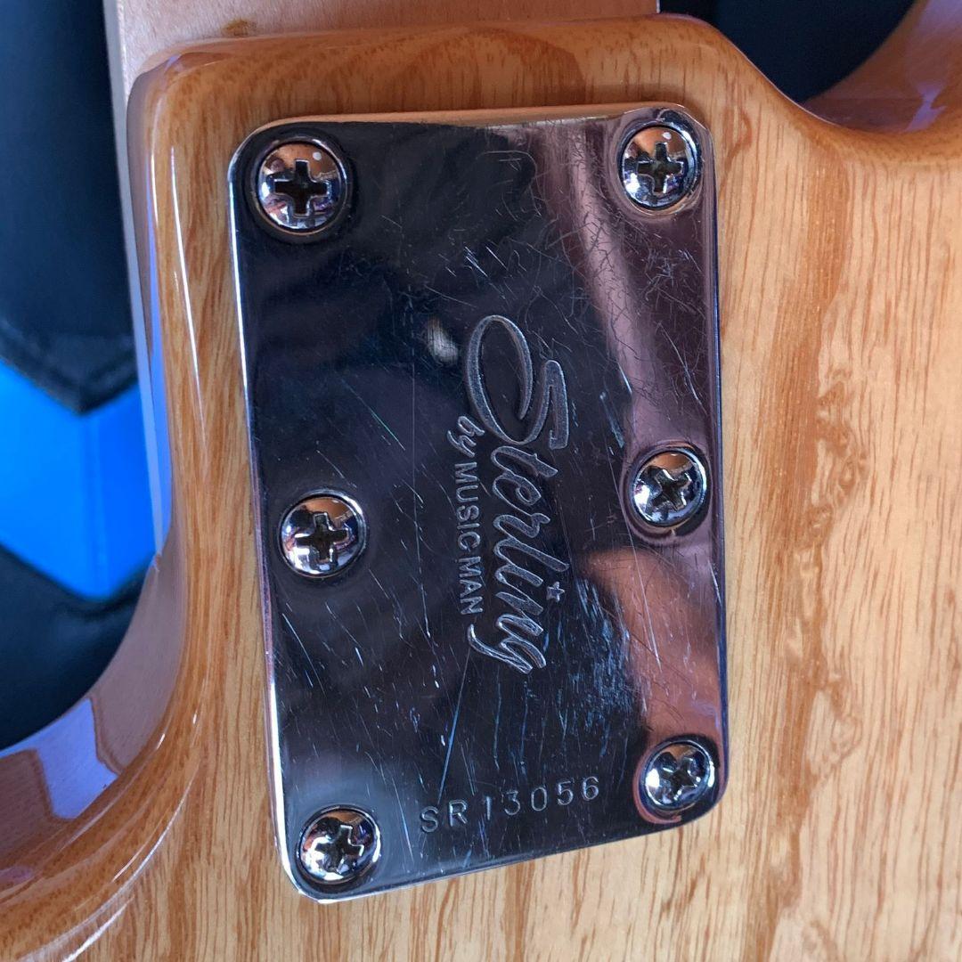 ベース STERLING RAY 34