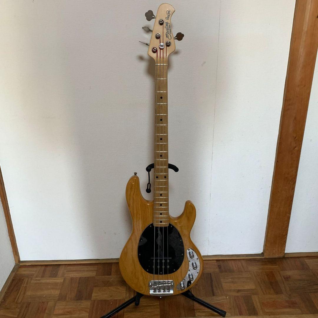 ベース STERLING RAY 34