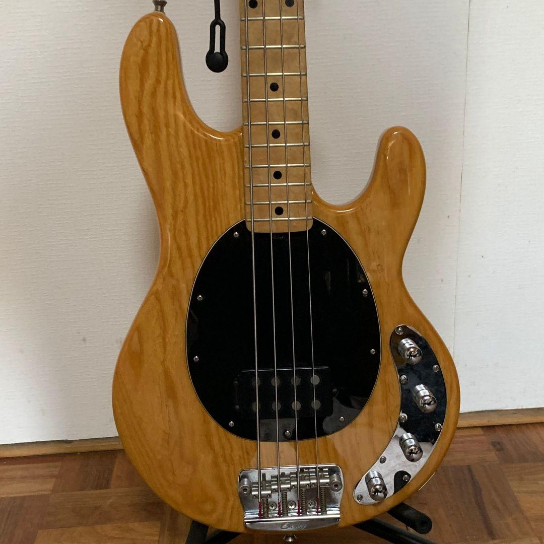 ベース STERLING RAY 34