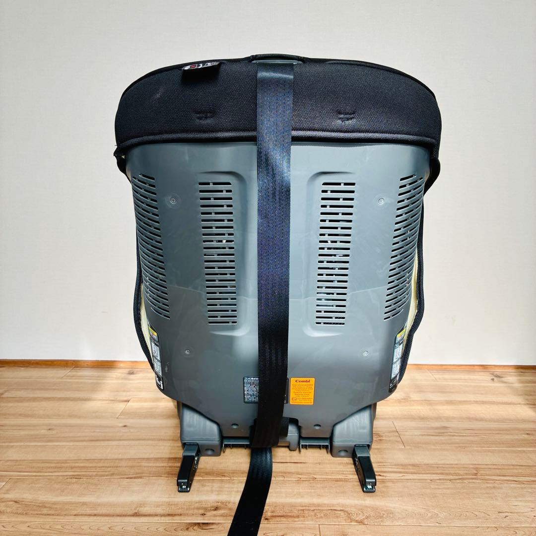 Combi ジョイトリップ アドバンス plus ISOFIX　エッグショック