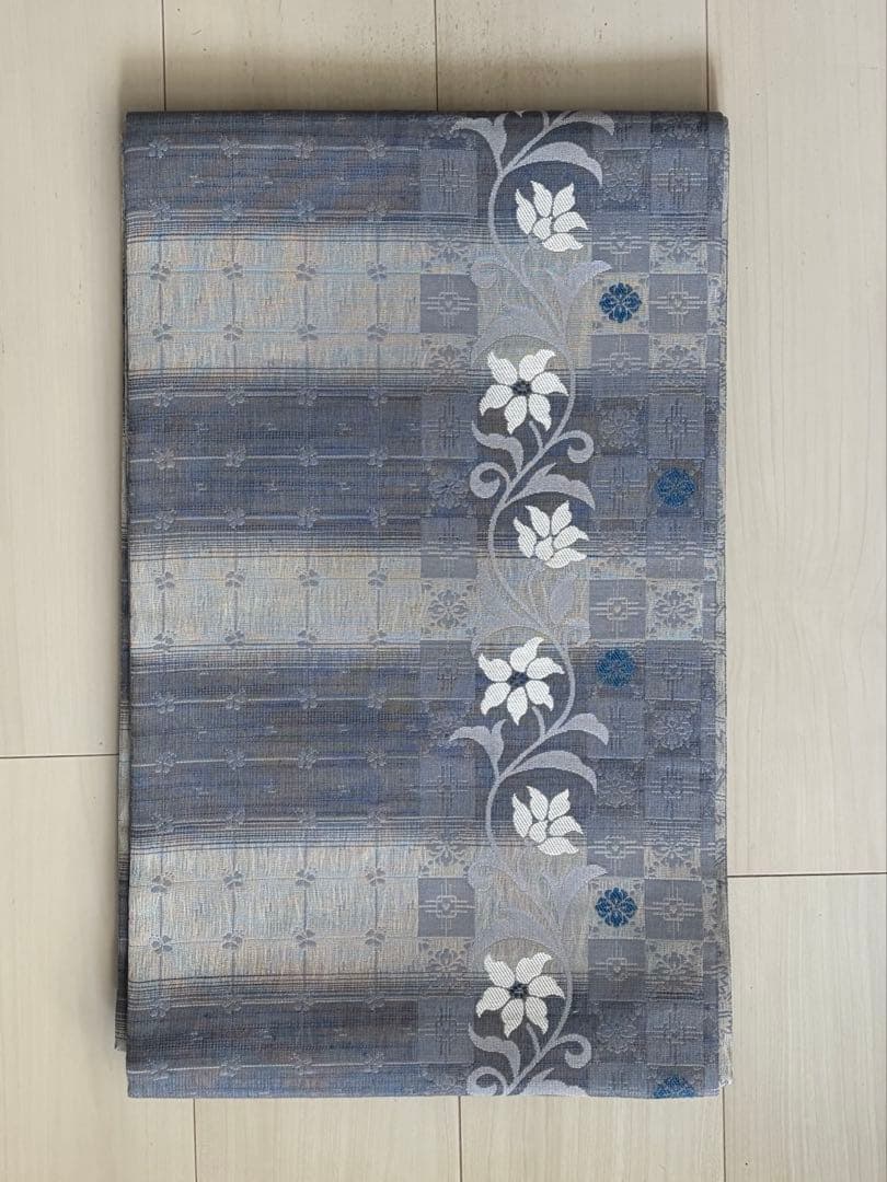 袋帯 弥栄織物　新品未使用　花唐草　縞　リバーシブル　全通　スリーシーズン