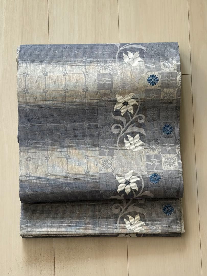 袋帯 弥栄織物　新品未使用　花唐草　縞　リバーシブル　全通　スリーシーズン