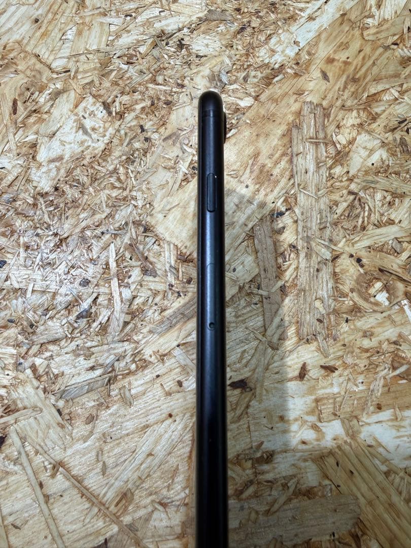 Apple iPhone 7 ブラック128gb