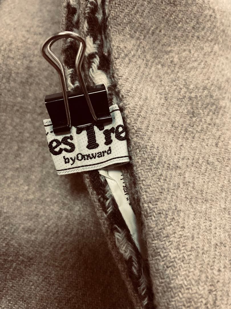 オンワード　防寒　昭和レトロ　ベージュ系　フード付きリバーシブル　マント　ケープ