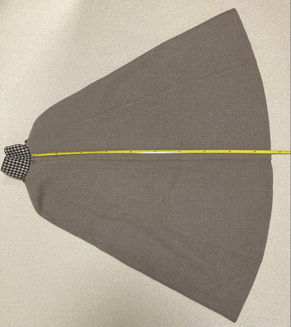 オンワード　防寒　昭和レトロ　ベージュ系　フード付きリバーシブル　マント　ケープ