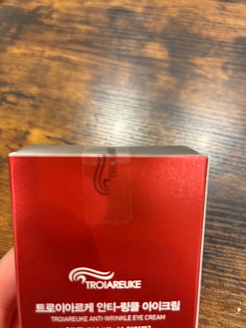 アイケア TROIAREUKE ANTI WRINKLE EYE CREAM