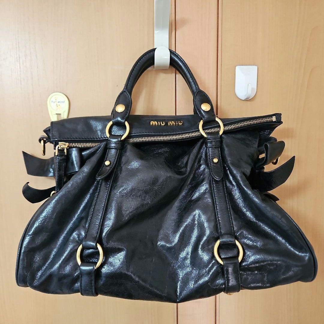 MIU MIU ヴィッテロルクス　ブラック