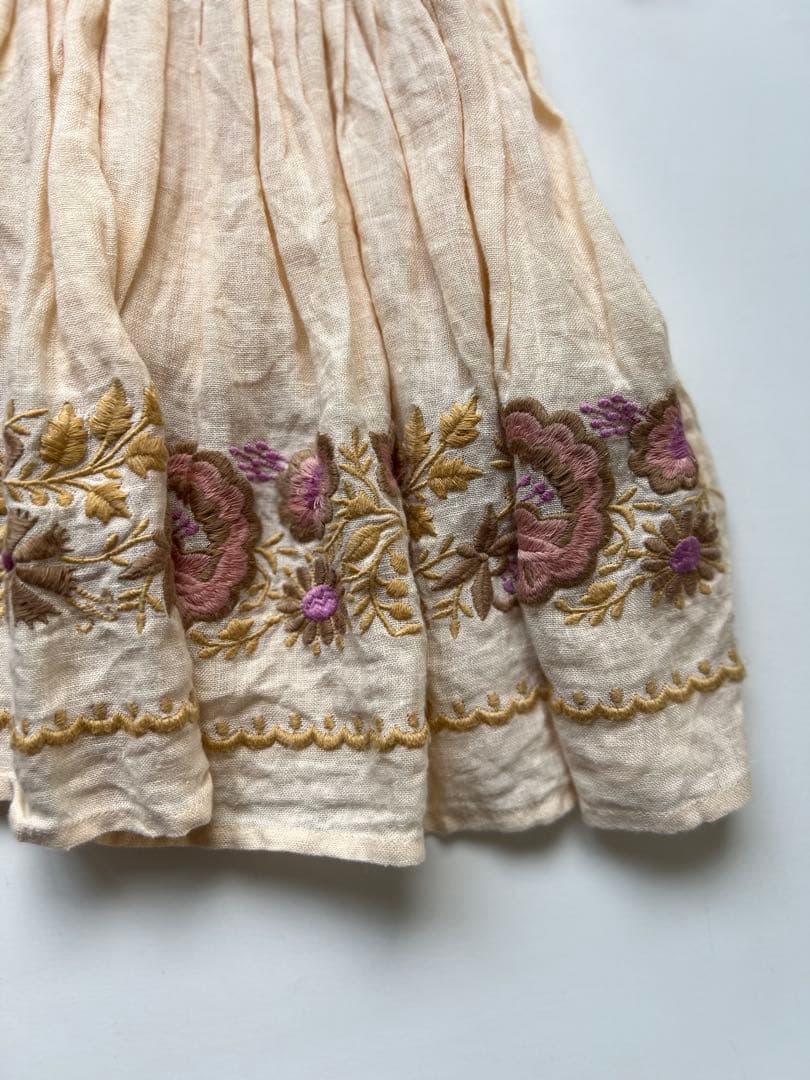 Apolina 刺繍　ワンピース　ドレス　3-5Y Mya Dress アポリナ