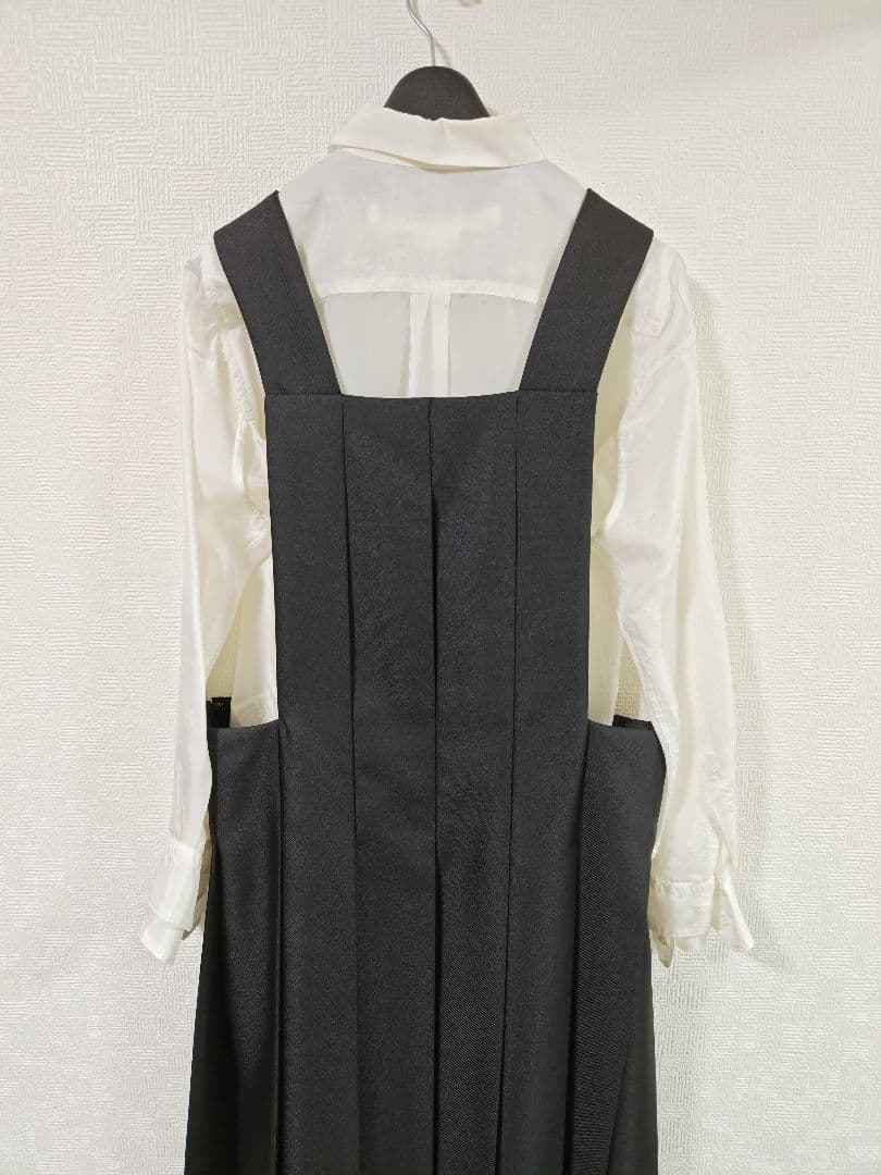 ブラック プリーツ サロペット