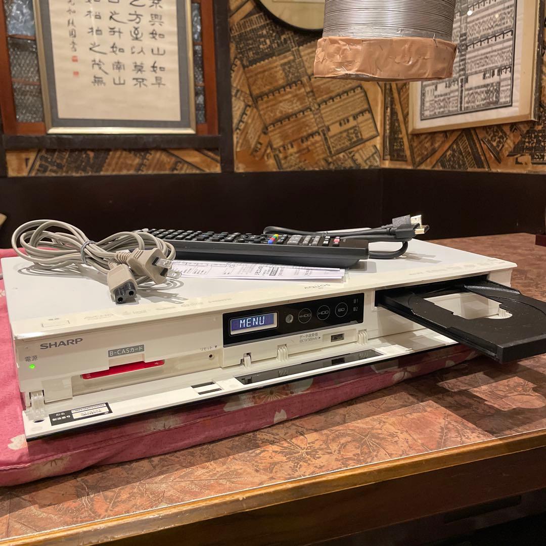 SHARP BD-W570SW 12倍録 500GB 純リモ等付フル装備 完動品