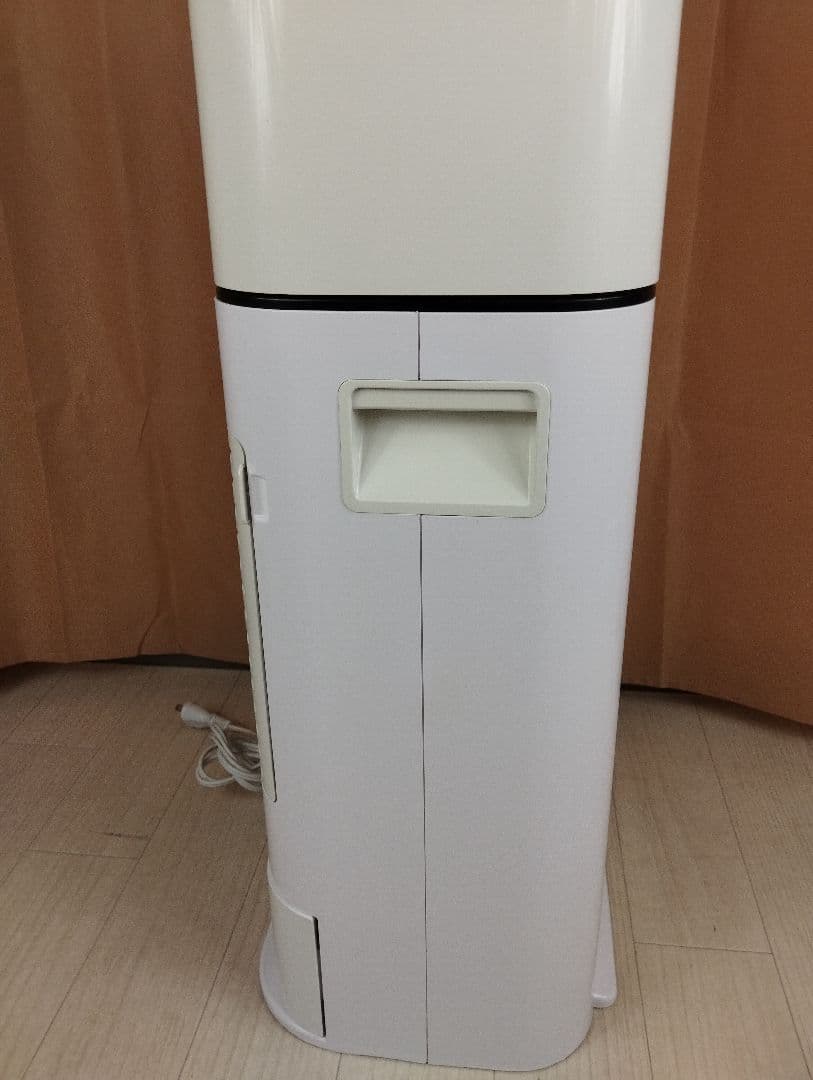 【美品】アイリスオーヤマ 衣類乾燥除湿機 KIJD-150-W