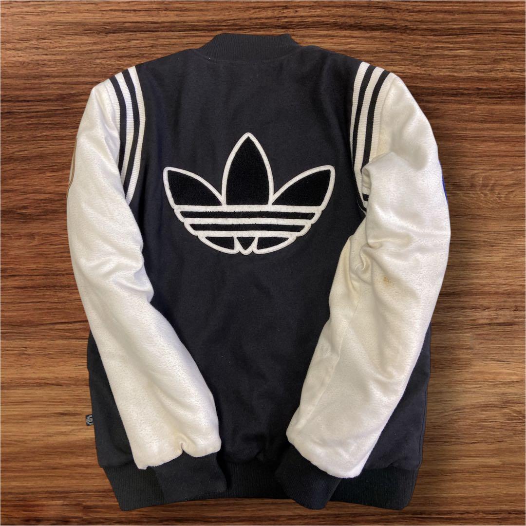 adidas スタジャン 中綿入り黒/白Ｌ