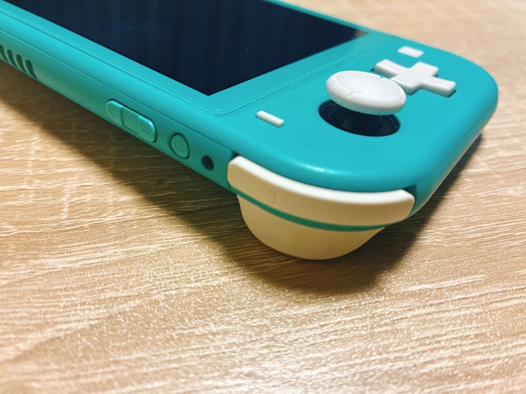 【美品】Nintendo Switch Lite ターコイズ 公式ケース付き