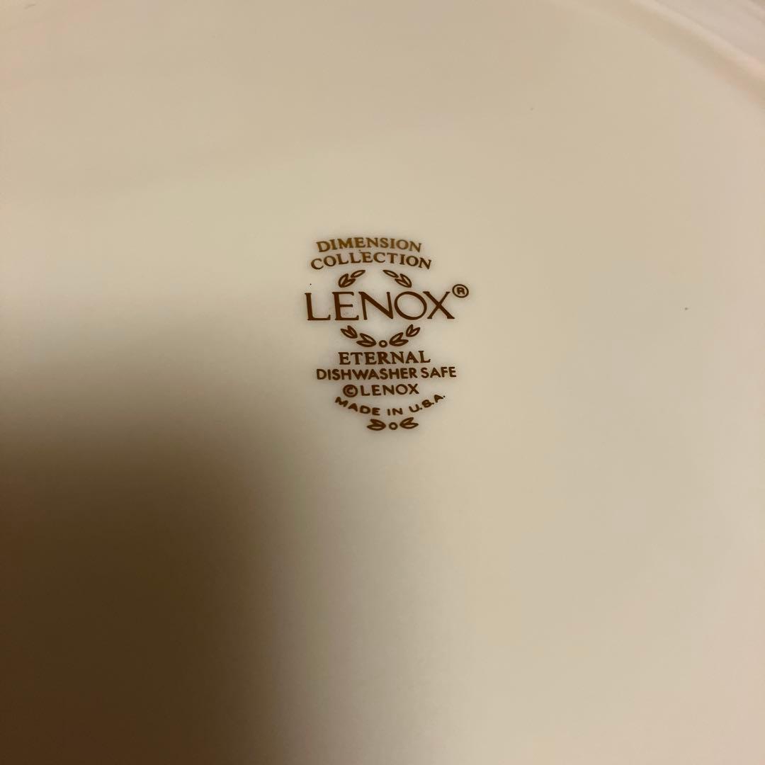 ハート【Made in USA】LENOX 食器　26枚と本