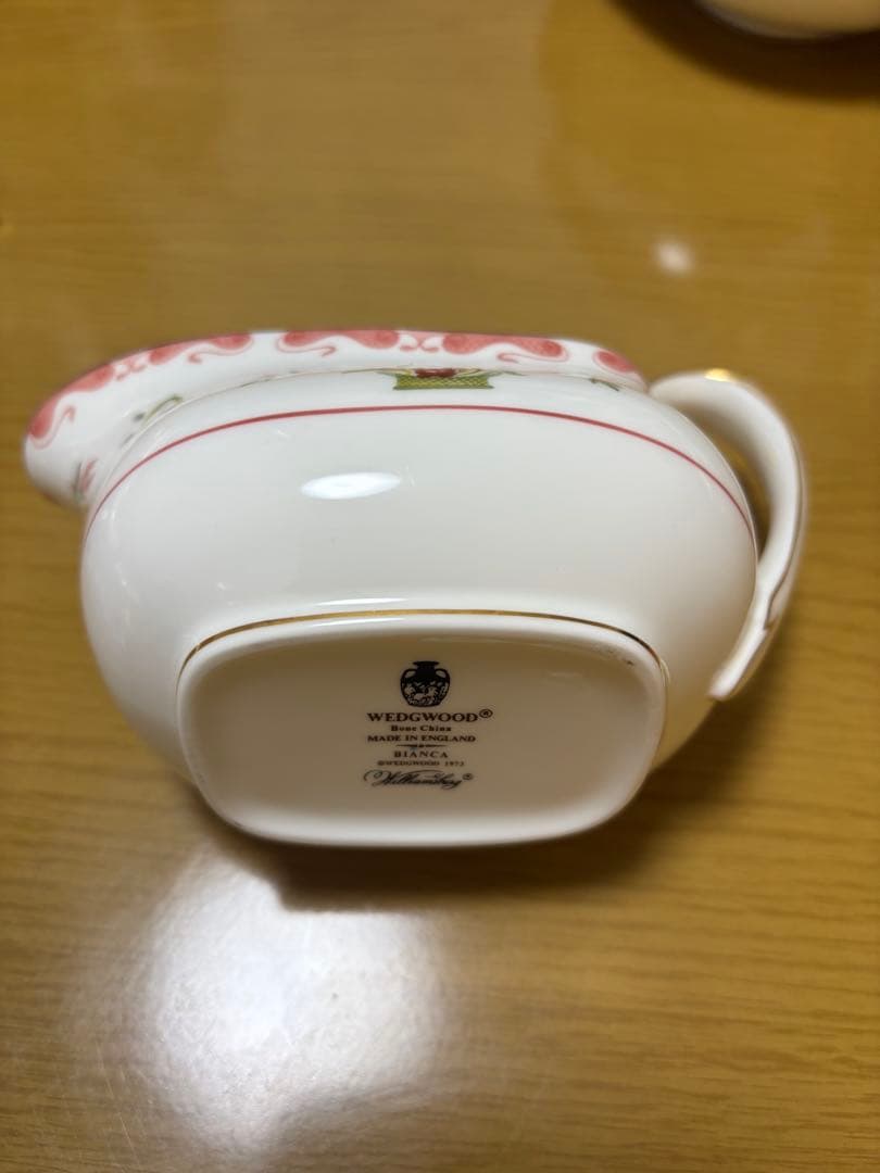 ウェッジウッドビアンカティーセット6客