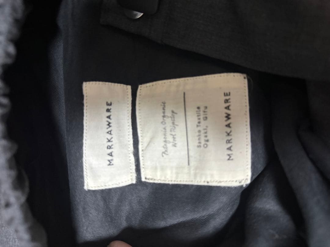 マーカウェア トラックパンツ