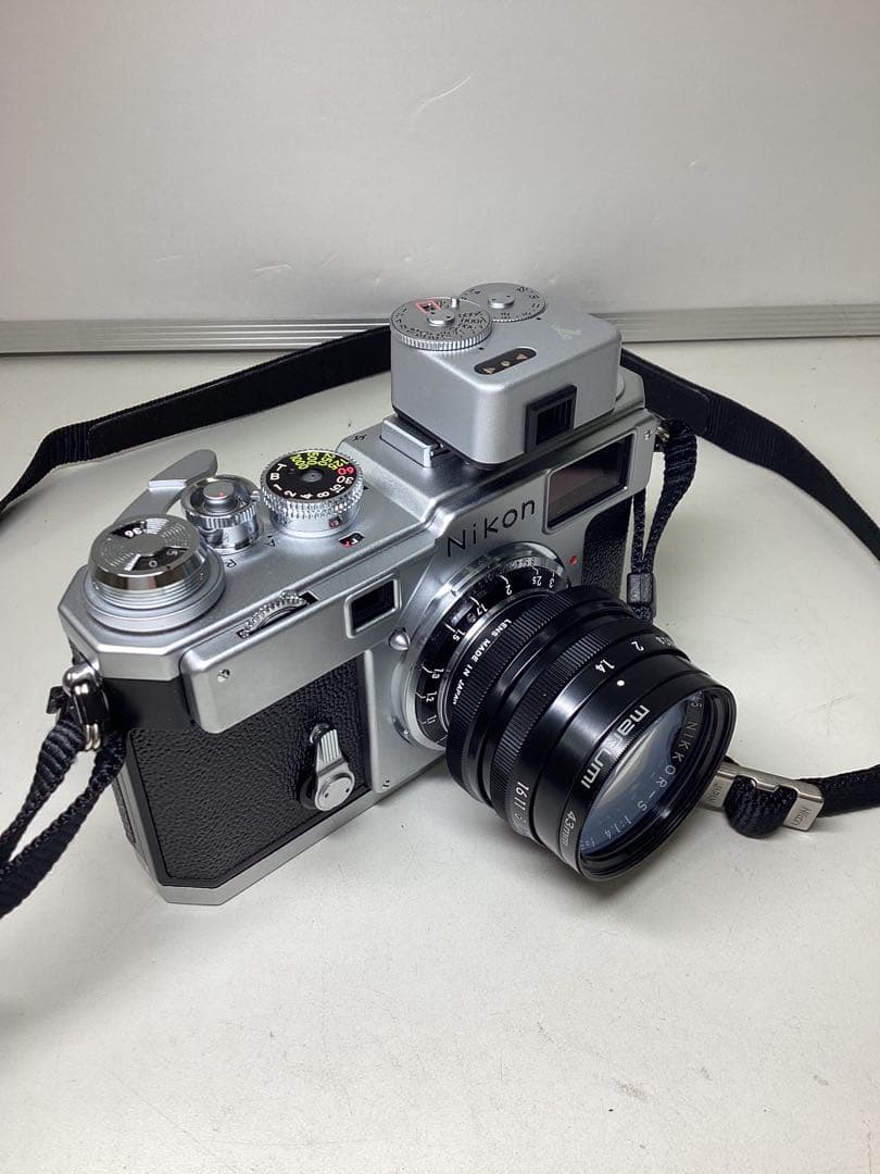 0*5様 Nikon 一眼レフカメラ シルバー 標準レンズ