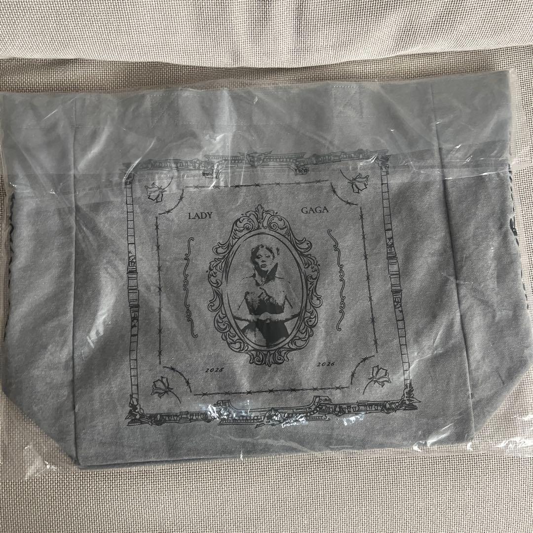 み*読様 新品未開封⭐︎Lady Gaga トートバッグ グレー